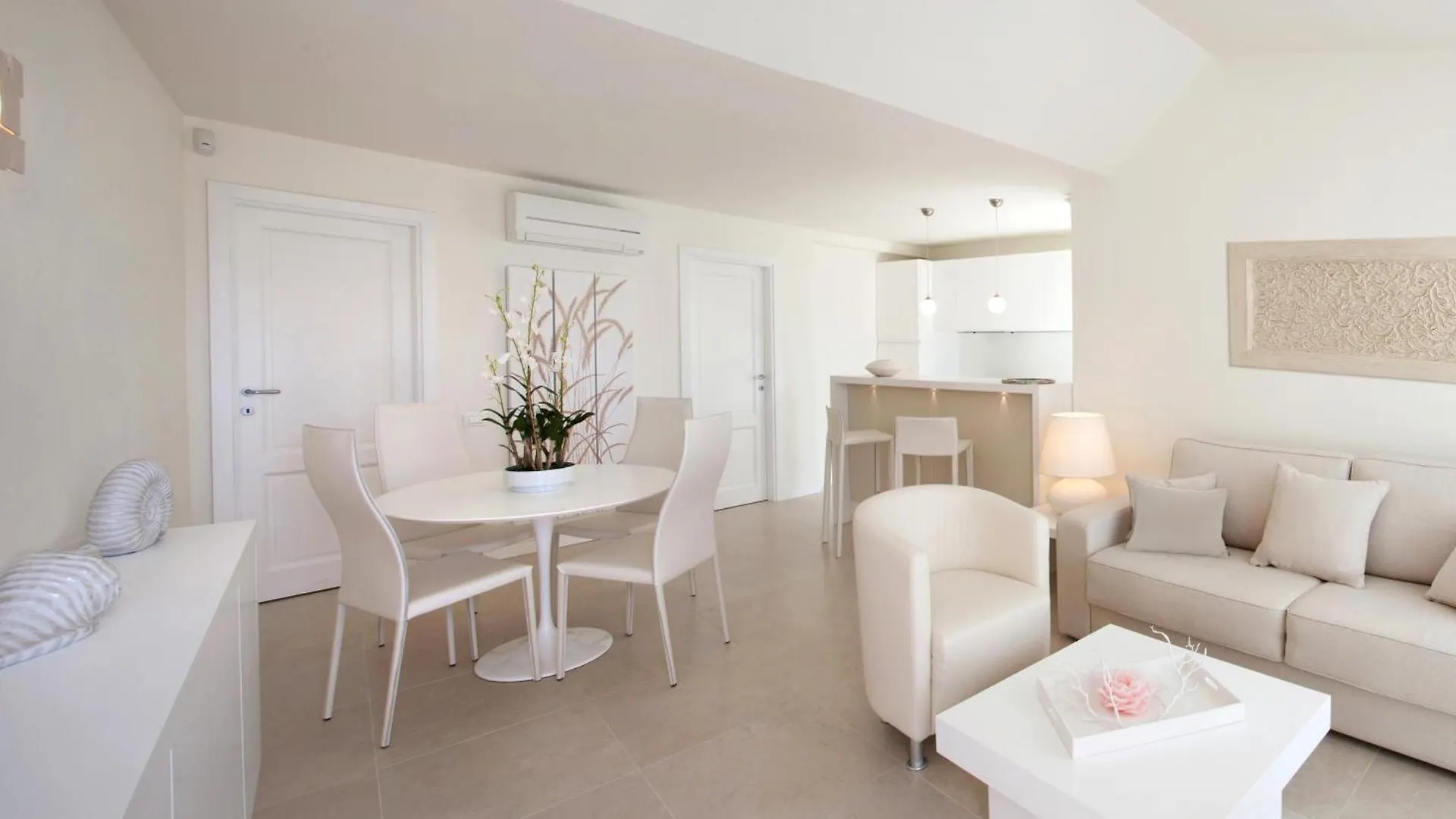 *** Resort Baia Bianca Suites Portoferraio Italy