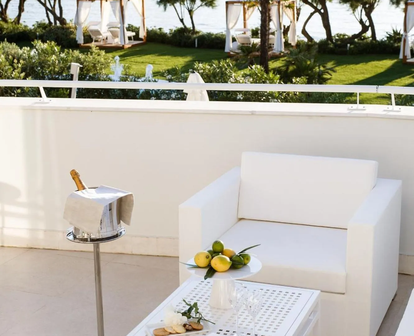 Baia Bianca Suites Portoferraio 3*,