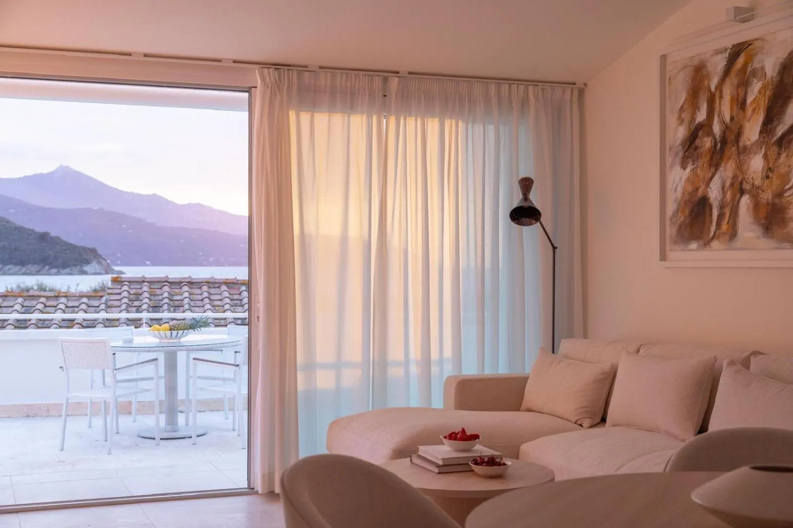 Baia Bianca Suites Portoferraio Resort
