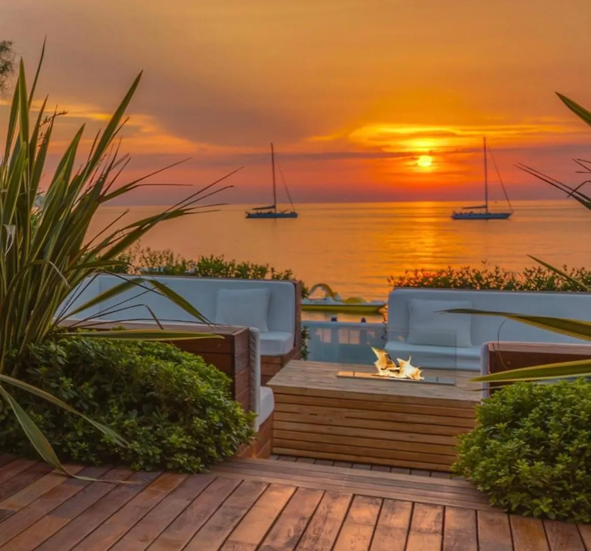 Resort Baia Bianca Suites Portoferraio