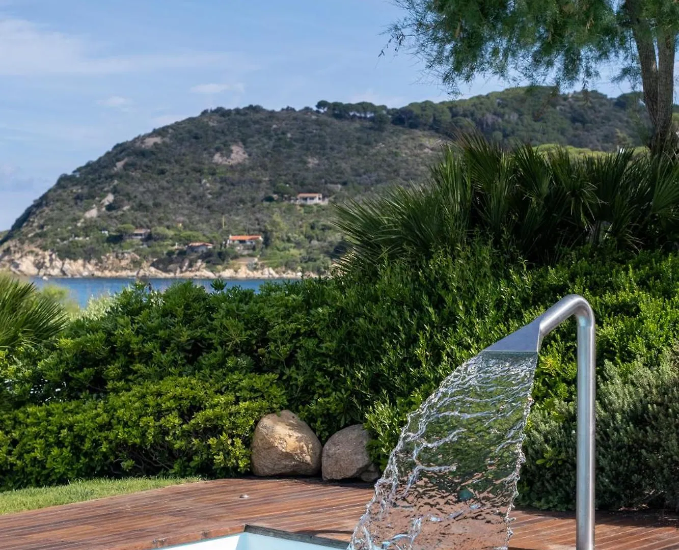Baia Bianca Suites Portoferraio Resort